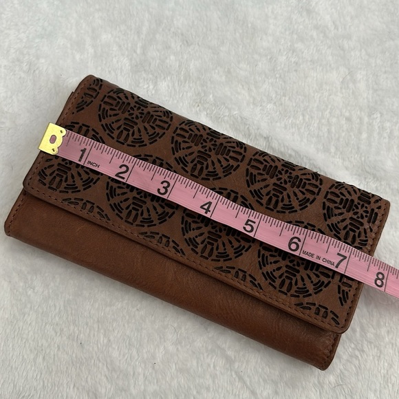 Women’s Bohemian Southwestern Inspired Brown Soft Leather Wallet Natural Fibers - Picture 6 of 7
